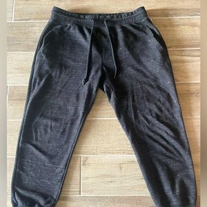 Forever 21 Mens Sweats 3 pockets/draw strings Black/Grey XL